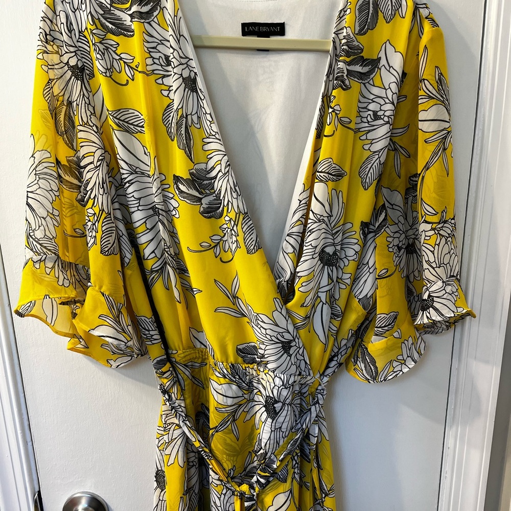 Cute yellow floral chiffon dress